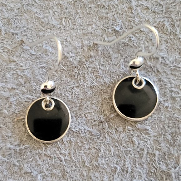 Earrings Silver Tone Circle Design Black Pierced Hook Dangle Style Jewelry Cute - Picture 3 of 3